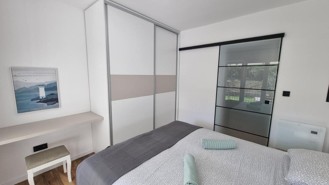 Aquamarine - Free 2 Electric Scooters Apartment *