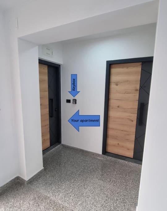 Apartment Aquamarine - Free 2 Electric Scooters *
