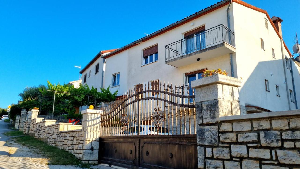 Apartment Aquamarine - Free 2 Electric Scooters Rovinj